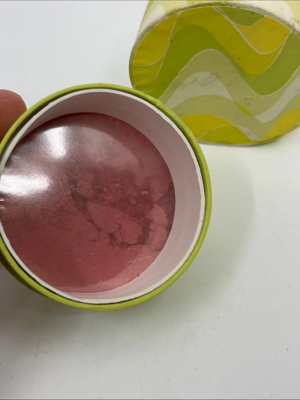 Clinique 04 Crushed Candy Glow Crazy Loose Powder Highlighter - Travel Size